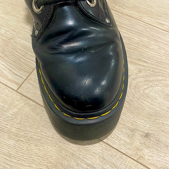Dr. martens size 7 women’s in good condition Lite scuffing - Picture 4 of 5